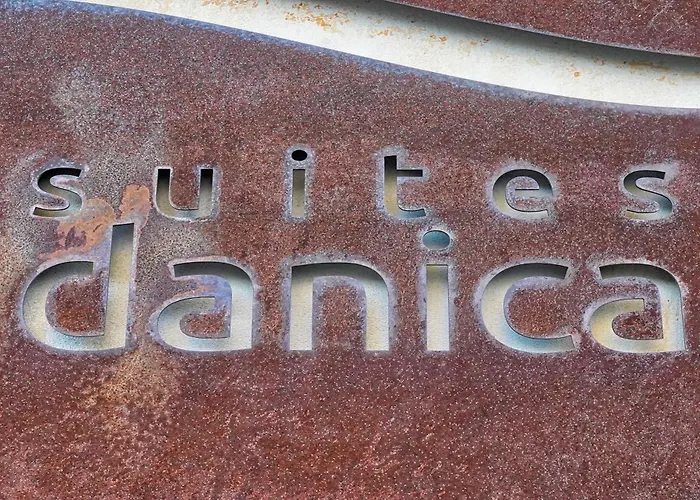 מלון דירות Danica