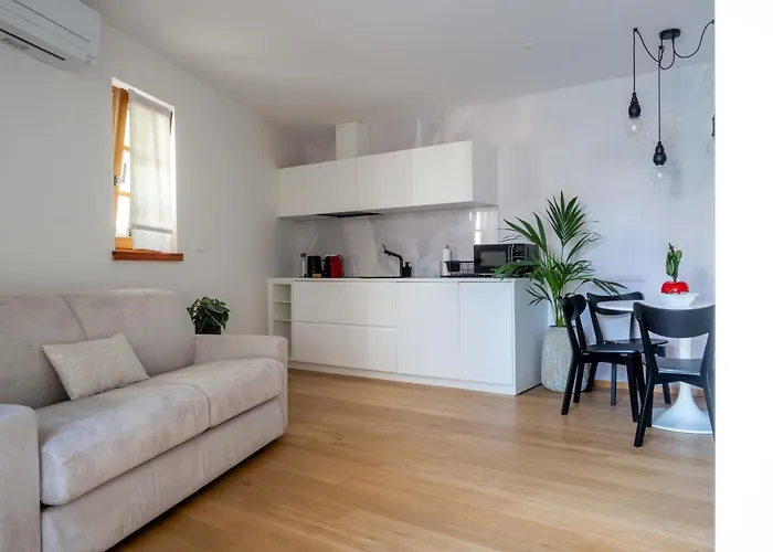 Danica 아파트호텔