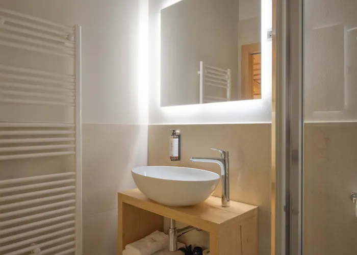 מלון דירות Danica שמארטנו